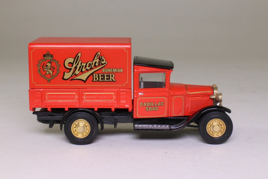 Matchbox Collectibles YGB20; 1932 Ford Model AA Van; Stroh's Beer